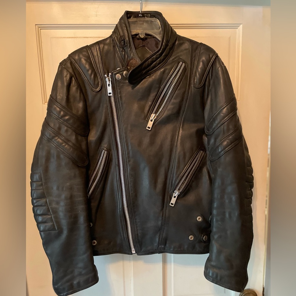 Vintage Leather Motorcycle/Racing  Black Padded Jacket, Unisex M/L